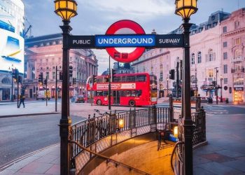 Gambar Artikel Percakapan Orang Sinting Tentang Kota bawah Tanah